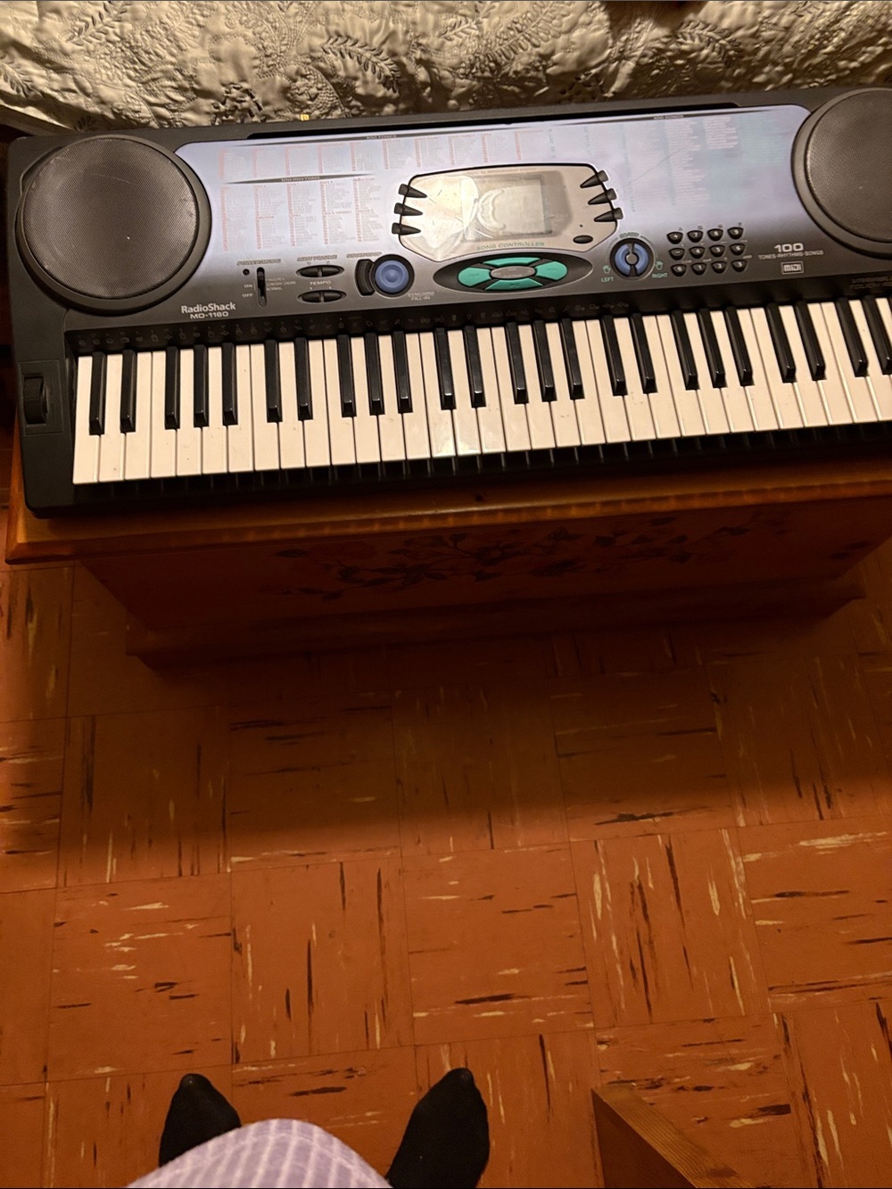 Black Electronic Keyboard with 61 Keys